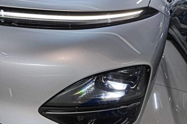 Used XPeng G6 2023 580 Long-Range Max Left Front Headlight