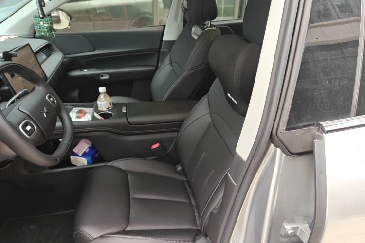 Used XPeng G6 2023 580 Long-Range Pro Left Front Seat