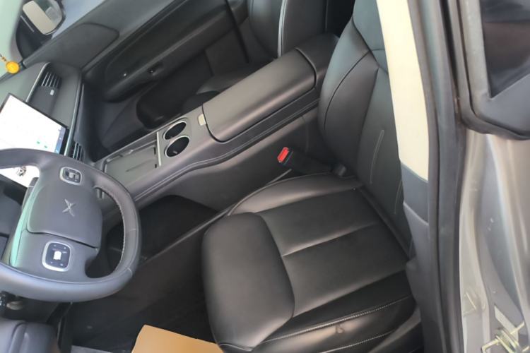 Used XPeng G6 2023 755 Ultra-Long Range Max Left Front Seat
