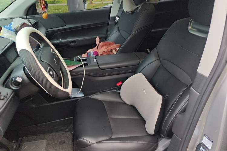 Used XPeng G6 2023 580 Long-Range Pro Left Front Seat