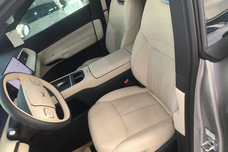 Used XPeng G6 2023 580 Long-Range Max Left Front Seat