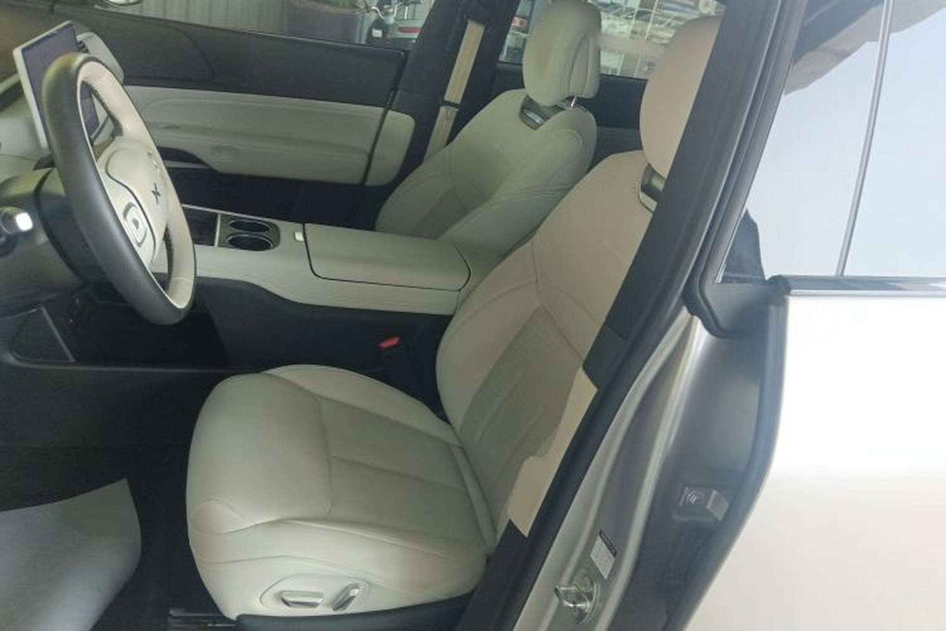 Used XPeng G6 2023 580 Long-Range Pro Left Front Seat