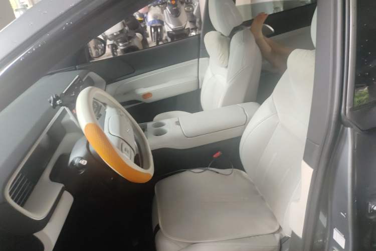 Used XPeng G6 2023 755 Ultra-Long Range Max Left Front Seat
