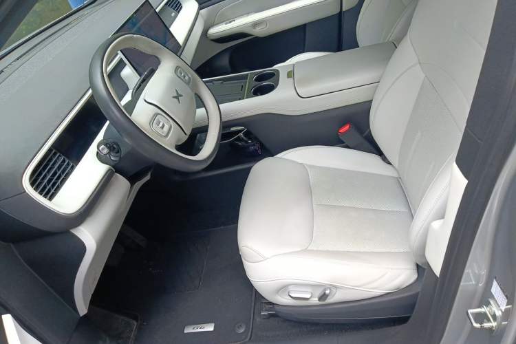 Used XPeng G6 2023 580 Long-Range Pro Left Front Seat