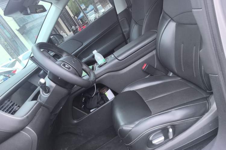 Used XPeng G6 2023 580 Long-Range Pro Left Front Seat