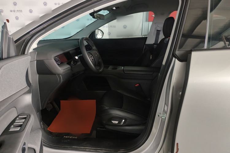 Used XPeng G6 2023 580 Long-Range Pro Left Front Seat