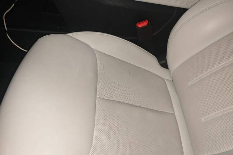 Used XPeng G6 2023 580 Long-Range Max Left Front Seat