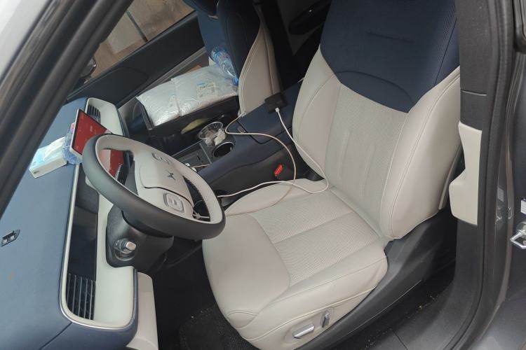 Used XPeng G6 2023 755 Ultra-Long Range Pro Left Front Seat