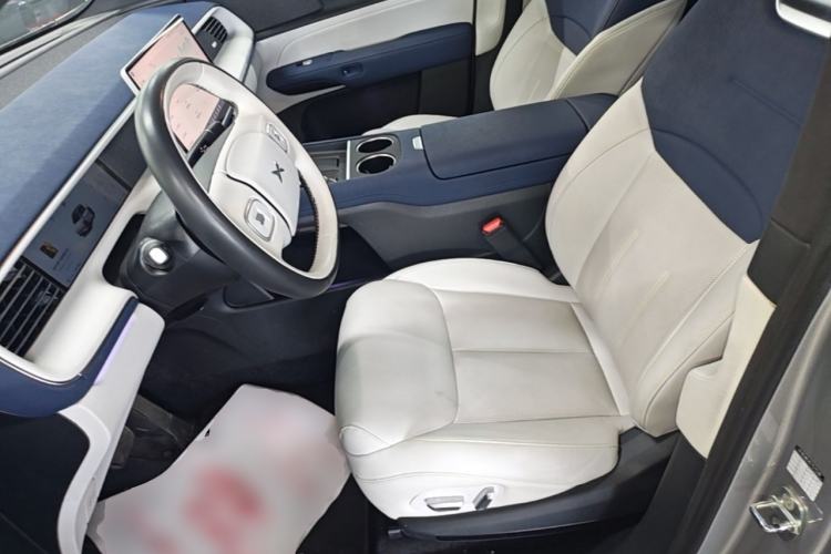 Used XPeng G6 2023 580 Long-Range Max Left Front Seat