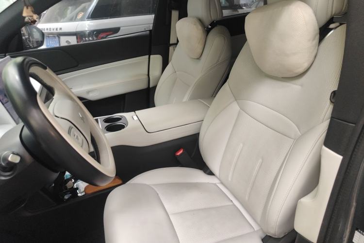 Used XPeng G6 2023 580 Long-Range Max Left Front Seat