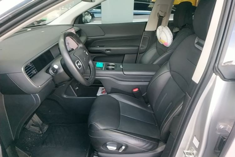 Used XPeng G6 2023 580 Long-Range Max Left Front Seat