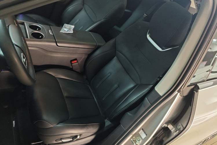 Used XPeng G6 2023 580 Long-Range Pro Left Front Seat