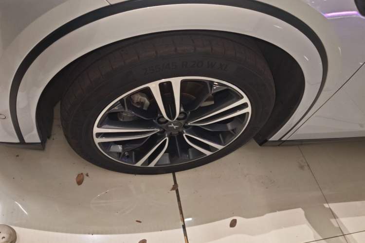 Used XPeng G6 2023 700 Four-Wheel Drive Performance Max Left Front Wheel Hub