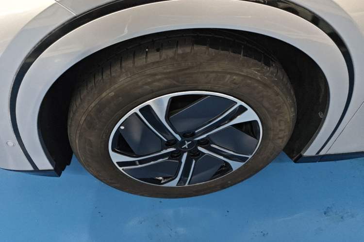 Used XPeng G6 2023 580 Long-Range Pro Left Front Wheel Hub