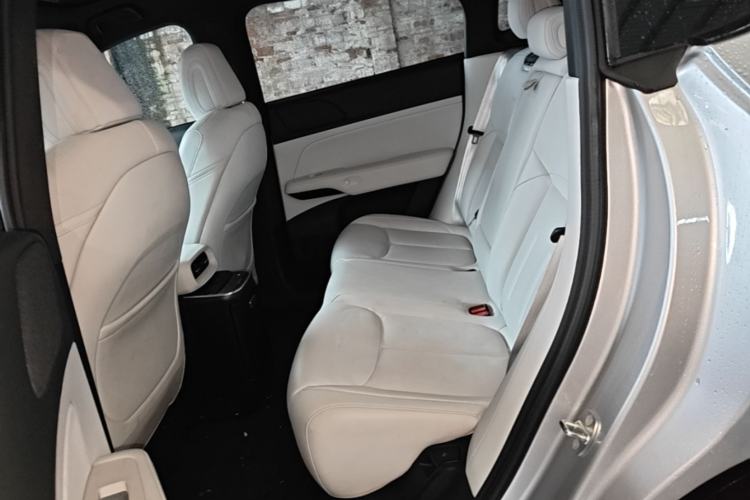 Used XPeng G6 2023 755 Ultra-Long Range Max Left Rear Seat