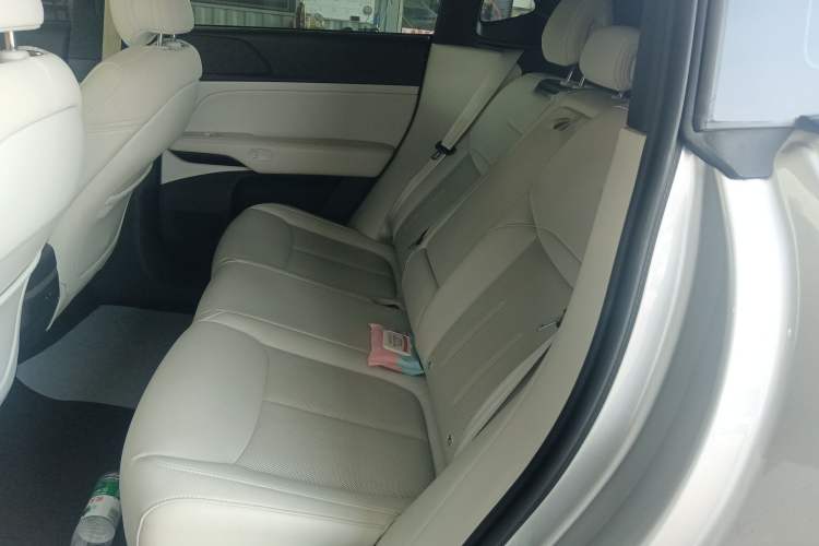 Used XPeng G6 2023 580 Long-Range Pro Left Rear Seat