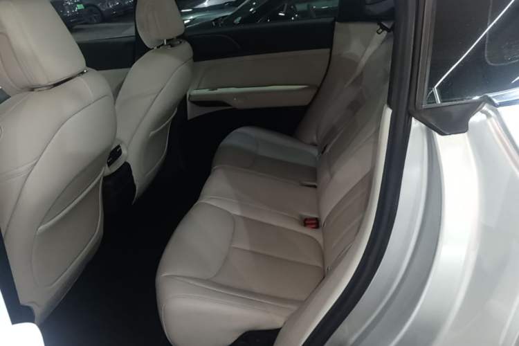Used XPeng G6 2023 755 Ultra-Long Range Max Left Rear Seat