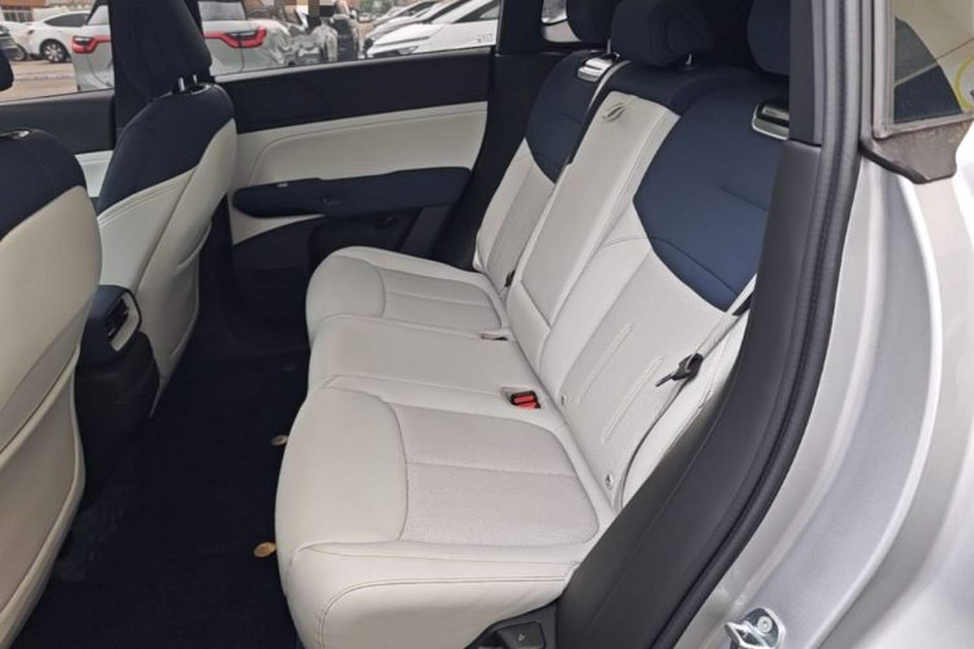 Used XPeng G6 2023 580 Long-Range Pro Left Rear Seat