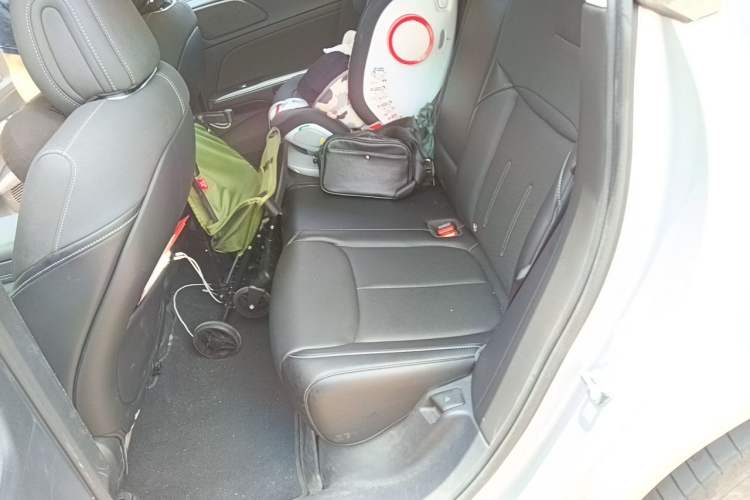 Used XPeng G6 2023 580 Long-Range Pro Left Rear Seat