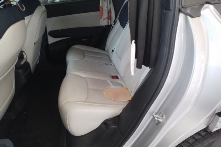 Used XPeng G6 2023 755 Ultra-Long Range Max Left Rear Seat