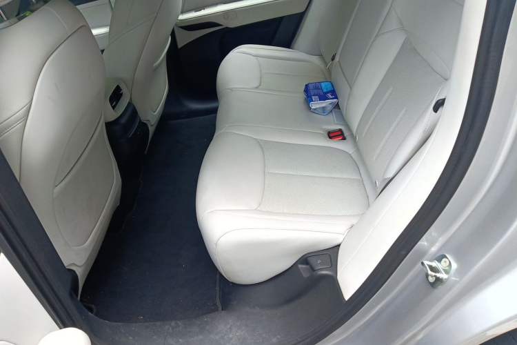 Used XPeng G6 2023 580 Long-Range Pro Left Rear Seat