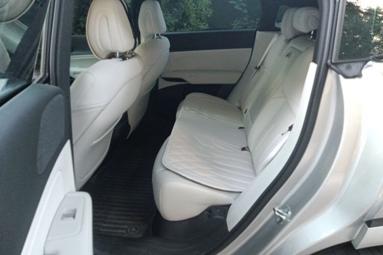 Used XPeng G6 2023 755 Ultra-Long Range Max Left Rear Seat