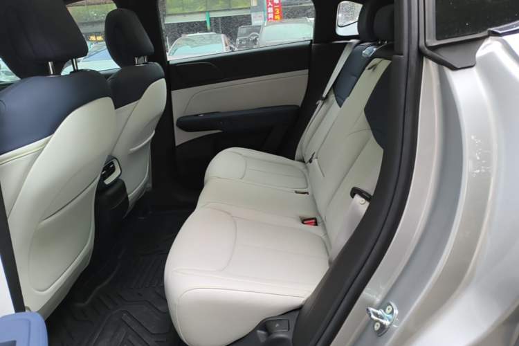Used XPeng G6 2023 755 Ultra-Long Range Pro Left Rear Seat