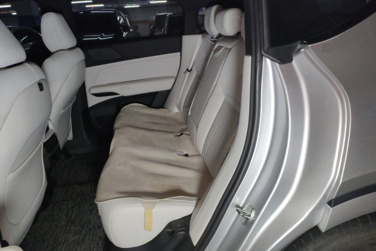 Used XPeng G6 2023 755 Ultra-Long Range Pro Left Rear Seat