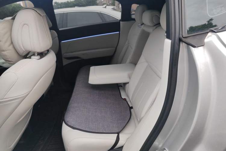 Used XPeng G6 2023 580 Long-Range Pro Left Rear Seat