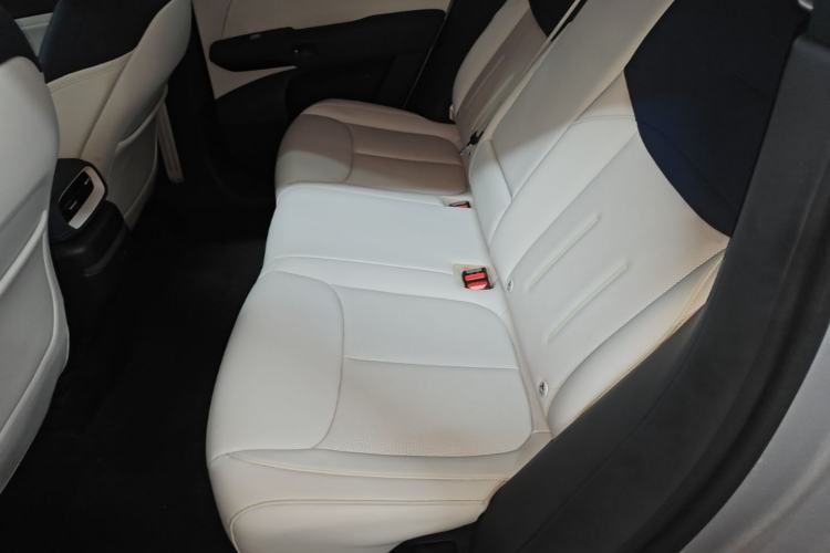 Used XPeng G6 2023 580 Long-Range Max Left Rear Seat