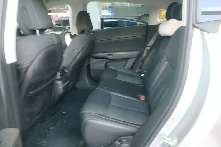 Used XPeng G6 2023 580 Long-Range Max Left Rear Seat