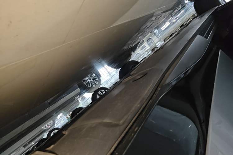 Used XPeng G6 2023 580 Long-Range Pro Left Side Sill
