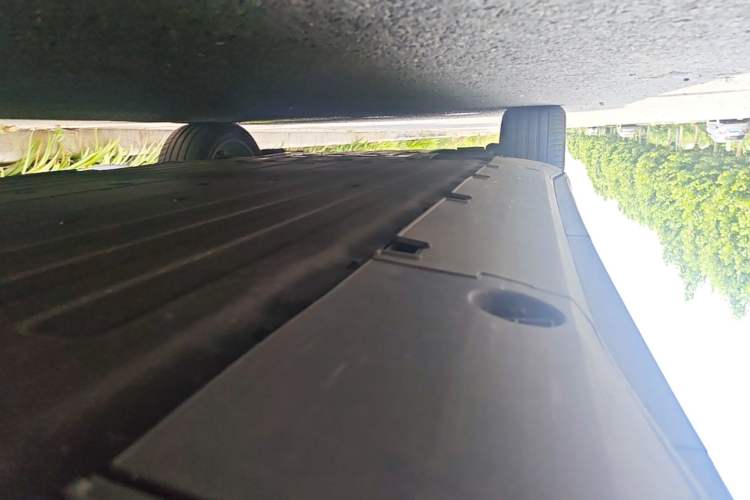 Used XPeng G6 2023 755 Ultra-Long Range Max Left Side Sill