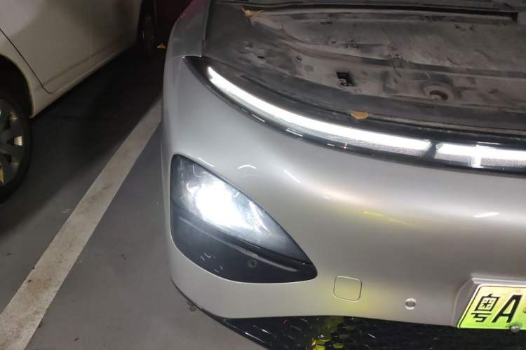 Used XPeng G6 2023 580 Long-Range Pro Right Front Headlight