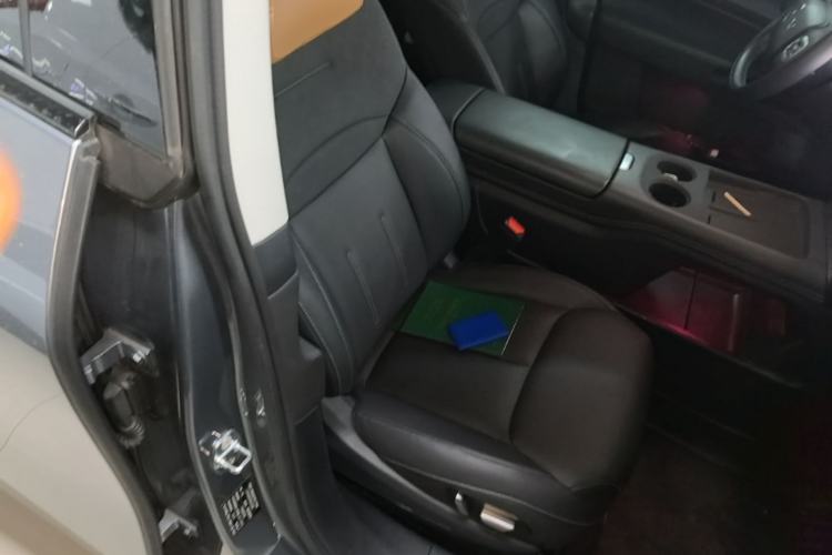 Used XPeng G6 2023 755 Ultra-Long Range Pro Right Front Seat