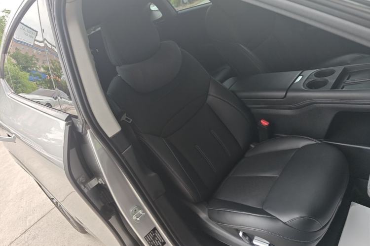 Used XPeng G6 2023 580 Long-Range Pro Right Front Seat