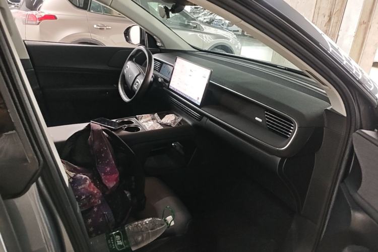 Used XPeng G6 2023 580 Long-Range Max Right Front Seat