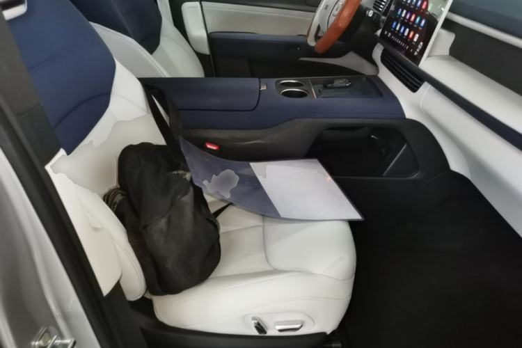Used XPeng G6 2023 580 Long-Range Max Right Front Seat