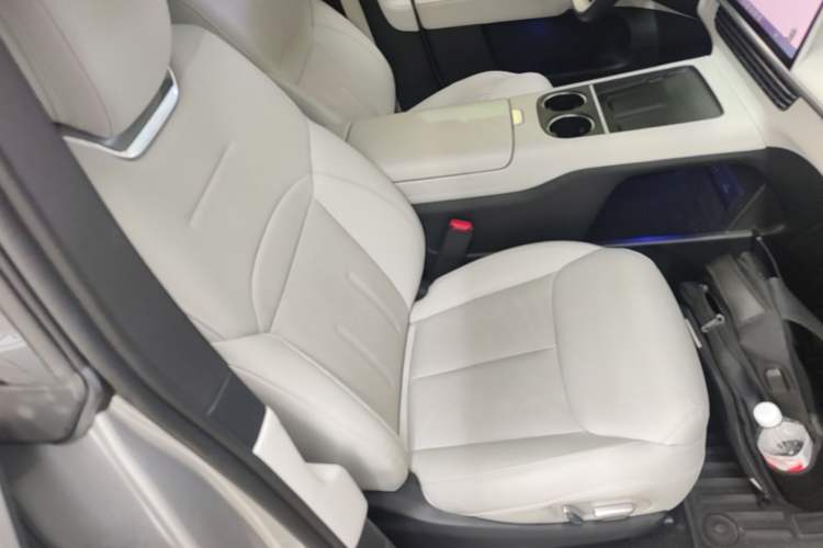 Used XPeng G6 2023 755 Ultra-Long Range Max Right Front Seat