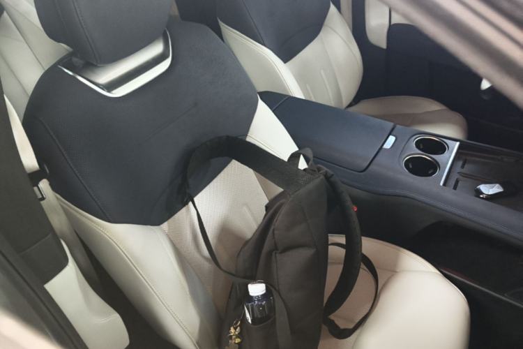 Used XPeng G6 2023 755 Ultra-Long Range Pro Right Front Seat