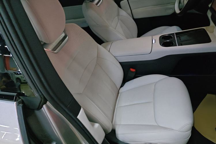 Used XPeng G6 2023 580 Long-Range Max Right Front Seat
