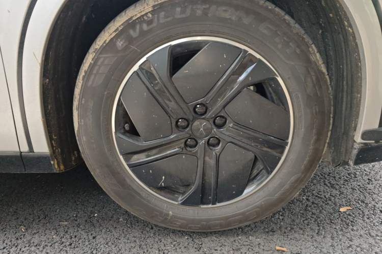 Used XPeng G6 2023 580 Long-Range Pro Right Front Wheel Hub