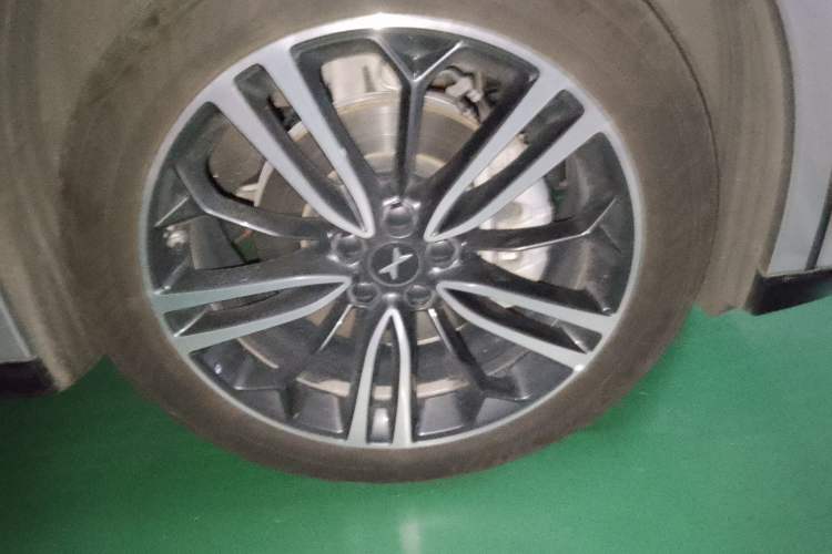 Used XPeng G6 2023 755 Ultra-Long Range Pro Right Front Wheel Hub