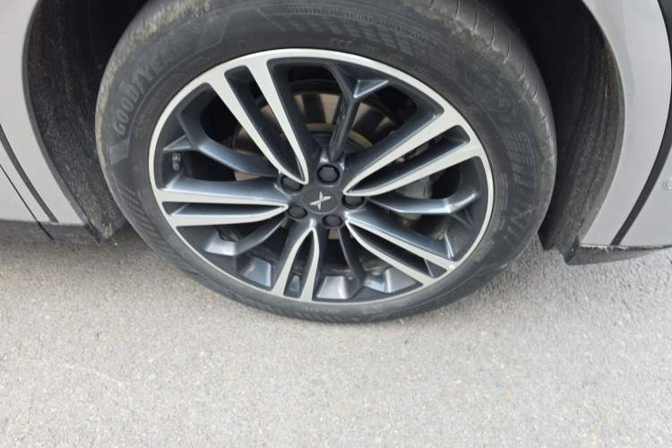 Used XPeng G6 2023 580 Long-Range Pro Right Front Wheel Hub