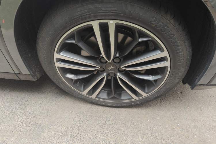 Used XPeng G6 2023 755 Ultra-Long Range Pro Right Front Wheel Hub