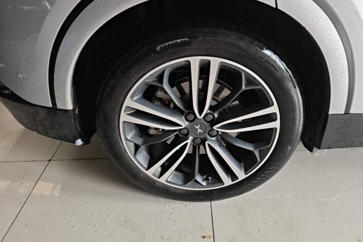 Used XPeng G6 2023 755 Ultra-Long Range Max Right Rear Wheel Hub