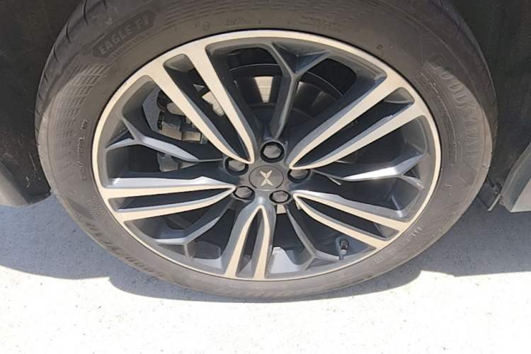 Used XPeng G6 2023 580 Long-Range Max Right Rear Wheel Hub