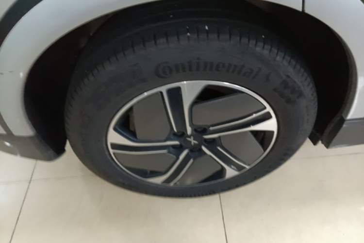 Used XPeng G6 2023 580 Long-Range Pro Right Rear Wheel Hub