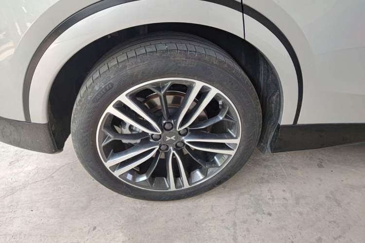 Used XPeng G6 2023 755 Ultra-Long Range Max Right Rear Wheel Hub