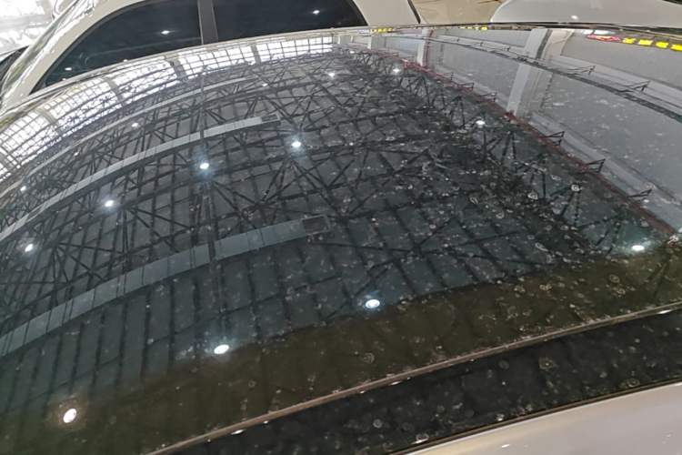 Used XPeng G6 2023 580 Long-Range Pro Roof